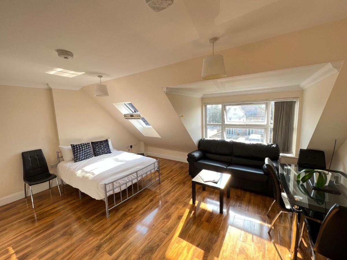 Rc Airport Rooms Stanwell Extérieur photo
