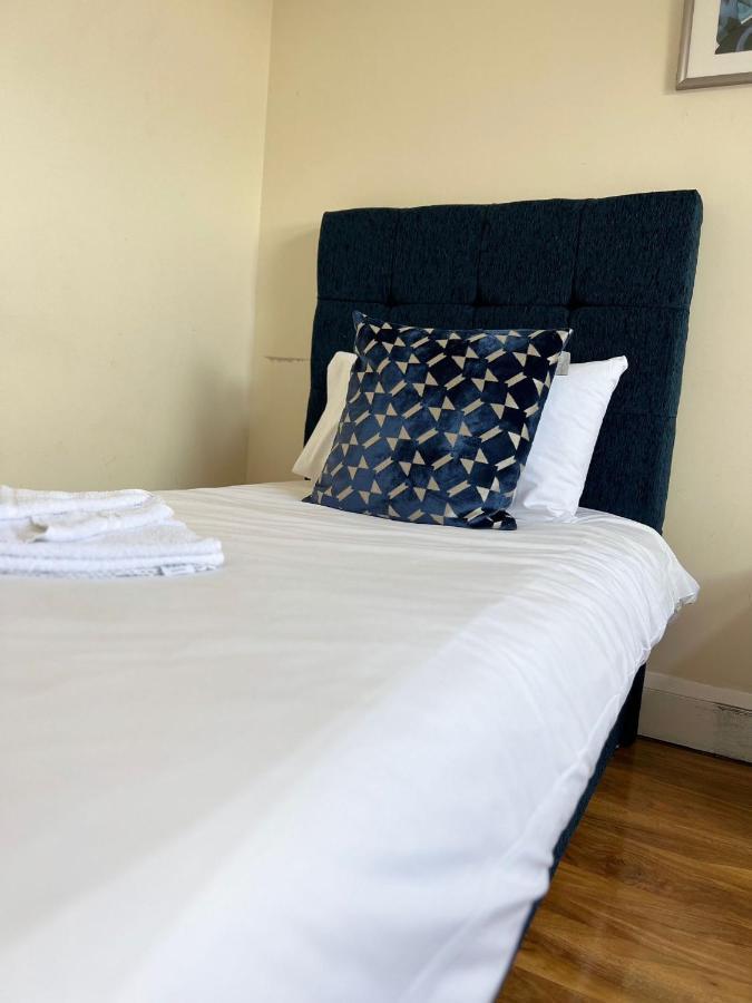 Rc Airport Rooms Stanwell Extérieur photo