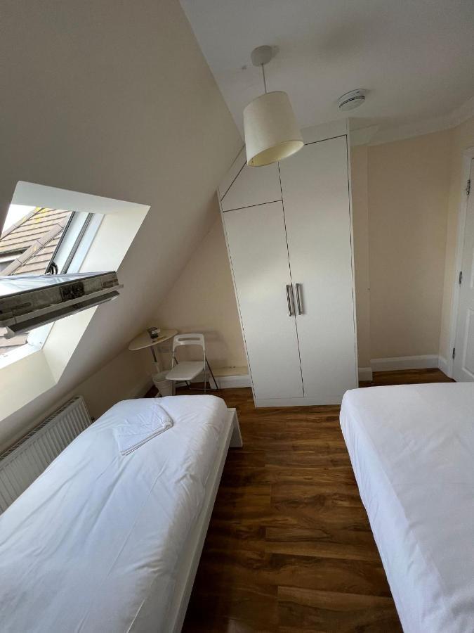 Rc Airport Rooms Stanwell Extérieur photo