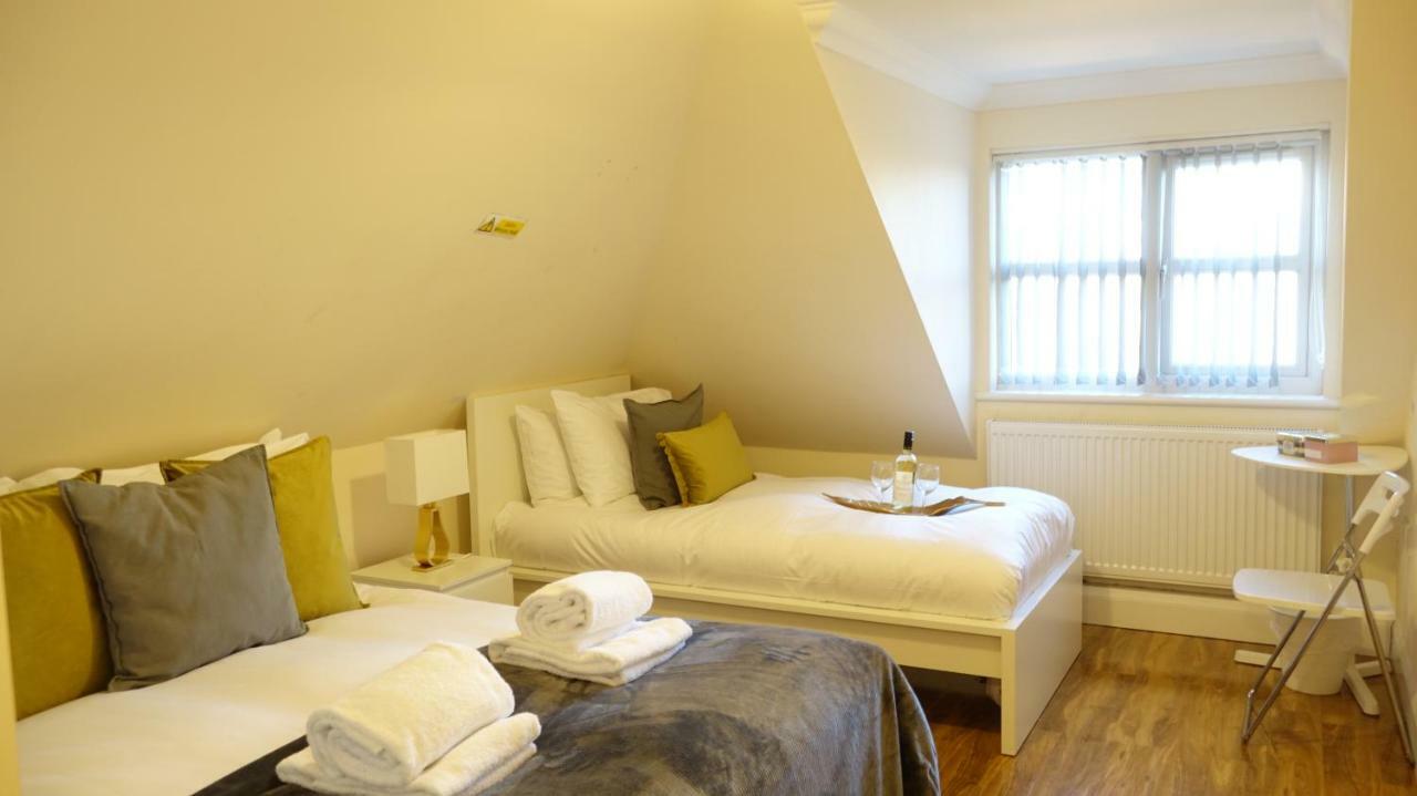 Rc Airport Rooms Stanwell Extérieur photo